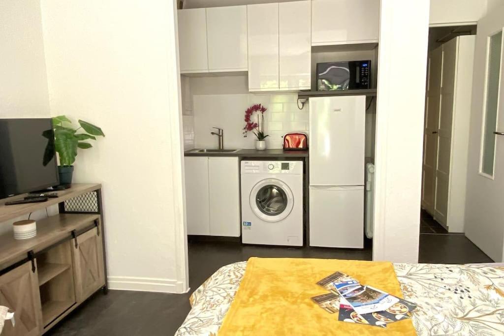 Studio Balcon, Centre Ville, Proximite Plages, Commerces, Restaurants, Musees... Antibes Ngoại thất bức ảnh